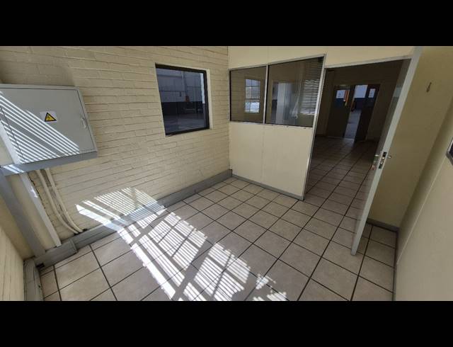 820M² FACTORY TO LET IN BOKSBURG EAST
